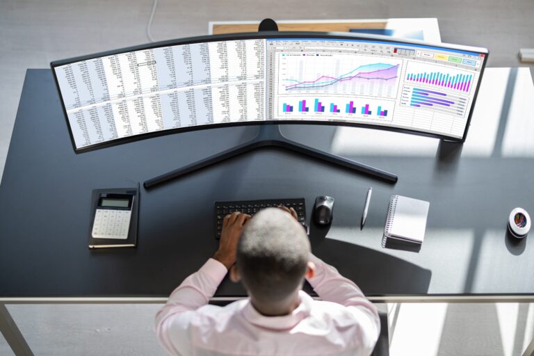 KPI’s in de Publieke Sector: Een Outcome-gericht Raamwerk voor Succes